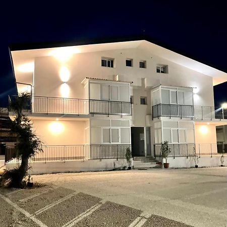 Leverblu House Marina d'Avola Buitenkant foto